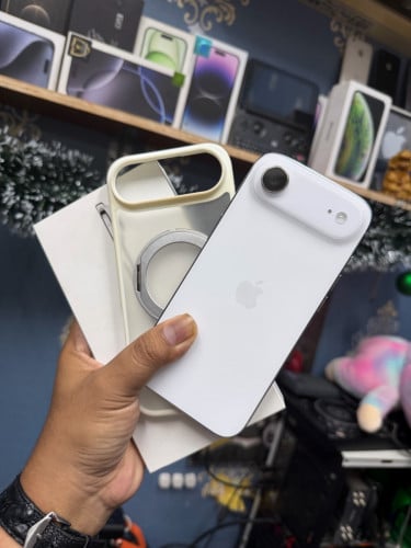 17 Air 256g Xa White 99.99% Battery 100%