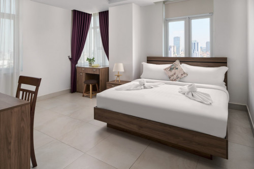 4 bedrooms penthouse for rent