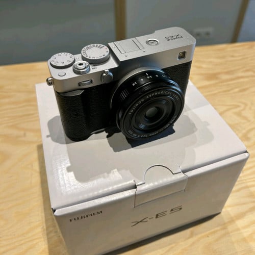 Fujifilm XE-5 ( body ) new 99%