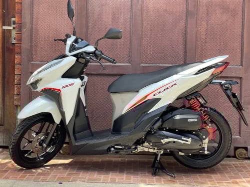 Honda Click ឆ្នាំ2019 ម៉ាសុីនហាប់នែ ម៉ូតូស្អាត98%