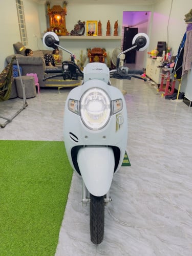 Honda Scoopy i 018up021