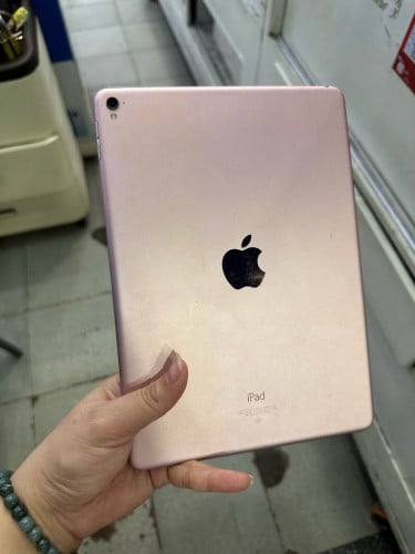 iPad Pro 9.7”