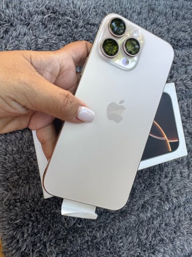 iphone 16 pro max 1T ZADiset 99%