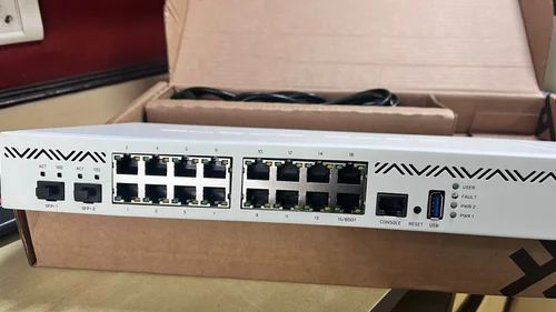 mikrotik ccr2004-16g-2s+pc