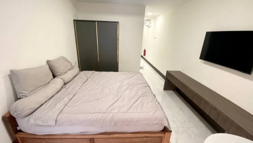 Orkide condo studio room with big balcony for rent