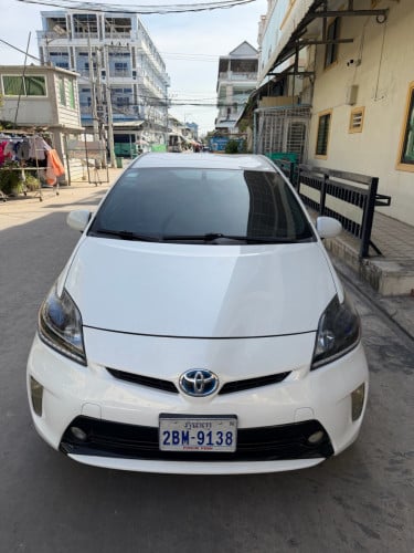 Prius 2012 options 2