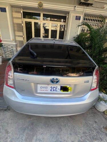 Pruis 012 option 3 លក់ 17300$ ចរចារ