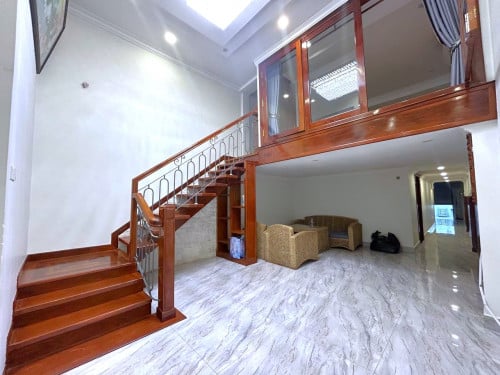 Spacious 3 Bedroom for Rent | In BKK3, Ready to Move In