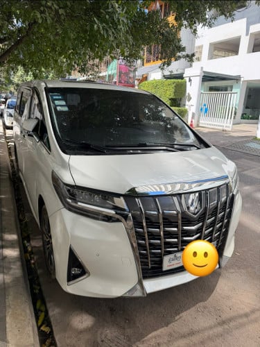 Toyota Alphard  2017  ទ្បានលក់ផ្ទាល់ពីម្ចាស់ តំលៃពិសេស $ 45000