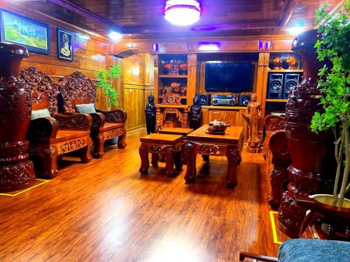 ផ្ទះលក់ឡៃឡុង