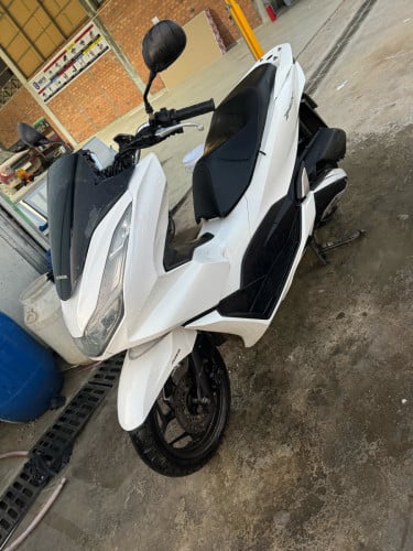 刚买了不久 便宜出售