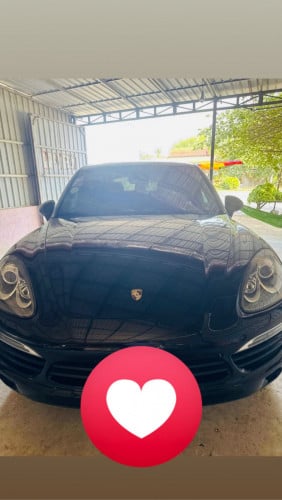 ឡាននៅស្អាតលក់ប្រញាប់លុយ