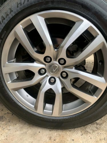 លក់ឡានហាយឡែនដឺ សាណុំសុីន