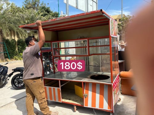 ទូរគុយទាវ