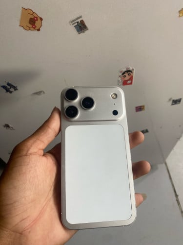 លក់11 LL/A 64G អេក្រង់សុី អត់ស្គែន ឡើងសំបក17 Bro អេក្រង់ស្នាមដូចរូប