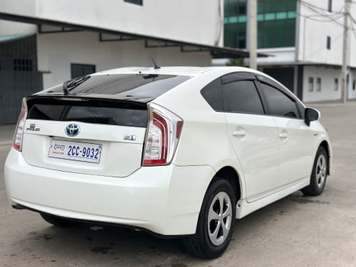 ម្ចាស់ដើម 2014 Option 2 ធានាឡានថ្មីស្អាត អត់បុកអត់ច្រេះ