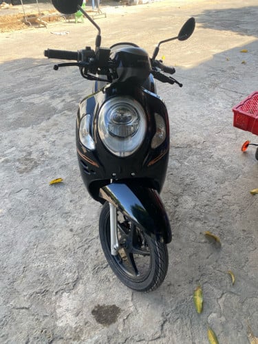 ចង់លក់ Scoopy 021