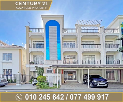 🏘 វីឡាកូនកាត់ (LA) ក្នុងបុរី Moon Town (ជិតផ្លូវ 2004)  ត្រូវការលក់បន្ទាន់ខ្លាំង