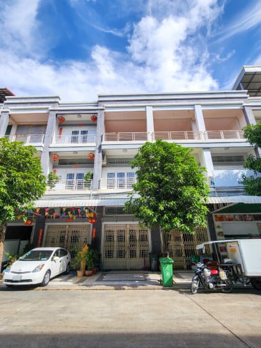 🏡ផ្ទះល្វែង សម្រាប់ជួល !!