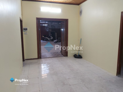 ឃ្លាំងជួល/ warehouse for rent