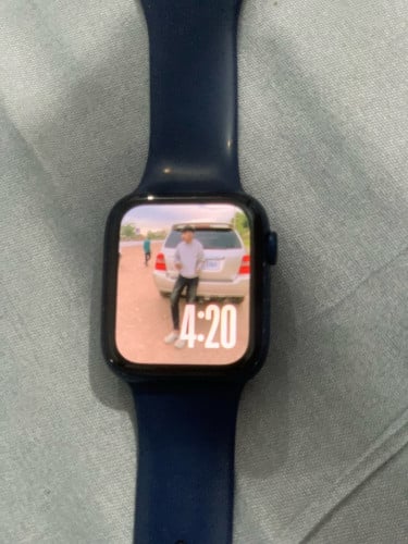 Apple witch s6