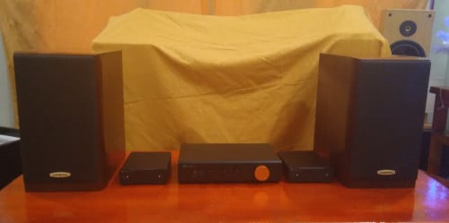 Complete two-channel stereo system! Just in time for Christmas!