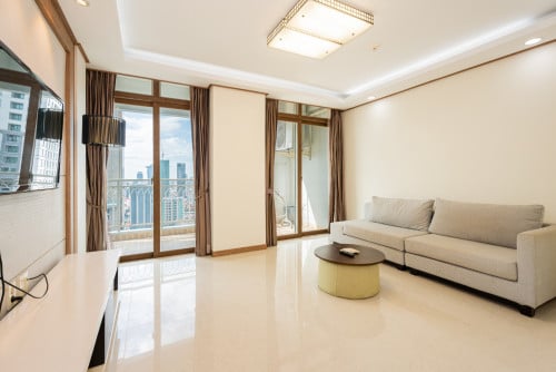 Condo 2 Bedrooms For Rent At De-Castle Royal in BKK1