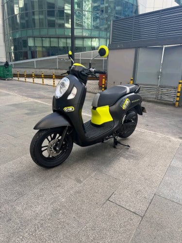 Honda scoopy 2023