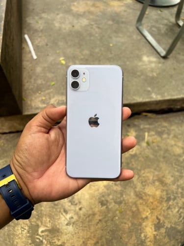 iPhone 11 សានុំសុីន