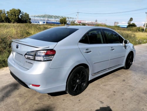 Lexus HS 250h full premium 010 តំលៃ21800$(ចរចារ)