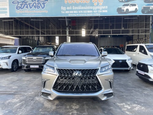 Lexus LX 570 Super Sport Full Options 2018 Specs Arabម្ចាស់ដើមទិញថ្មីខ្លាញ់គោ តម្លៃពិសេស