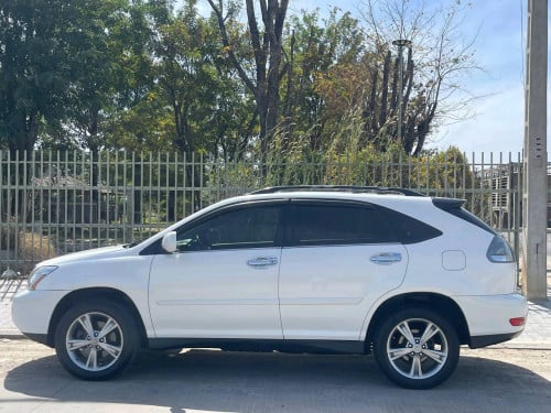 LexusRX 400h ឡានលក់ម្ចាស់ជិះផ្ទាល់លក់ប្រញ៉ាប់លុយតម្លៃអាចចរចារបាន