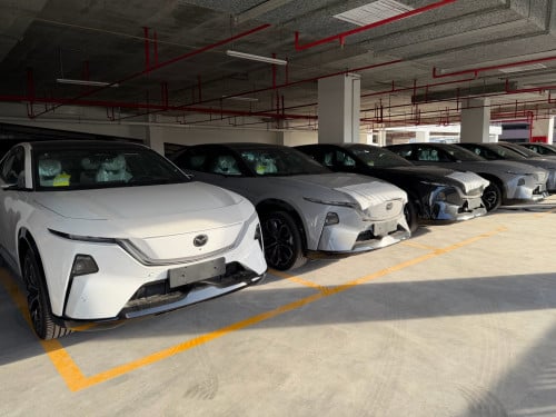 Mazda EZ60 Max White&Purple