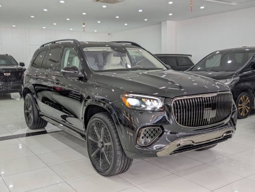 Mecerdes Maybeach GLS600 2025 (រាំបាន)