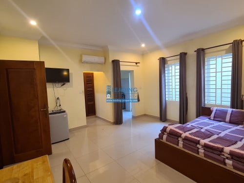 N909 | Nice and Affordable Studio with Elevator Apartment Near Russian Market