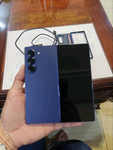 Samsung Galaxy Z Fold6 Ram 12G/256G ស៊ីម២ របស់ក្រុមហ៊ុន សានុំហ្ស៊ីនស្អាត