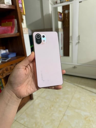 Sell Xiaomi Mi 11 Lite 5g ram8+5g rom128g Sim2