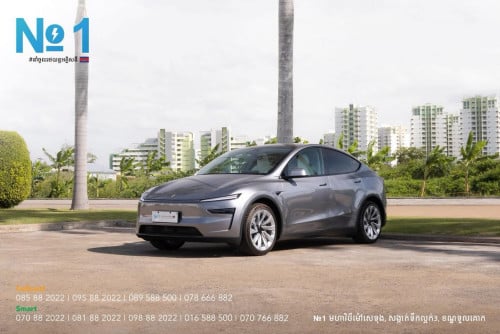 Tesla Model Y Juniper 2025