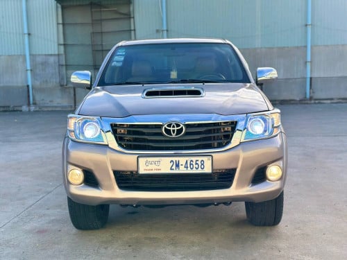 Toyota Hilux Vigo 2008 ម៉ាស៊ីនធំ ប៉ុង2 អូតូកាំពីតាស