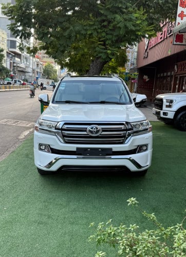 Toyota Land Cruiser GX.R Arab ( 2016 ) ម៉ាស៊ីន​ម៉ាស៊ូត​