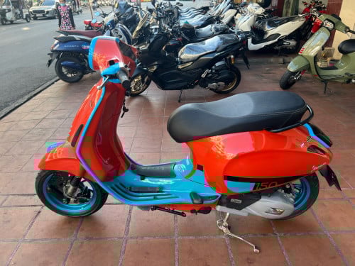 VESPA PRIMAVERA សេរី2023