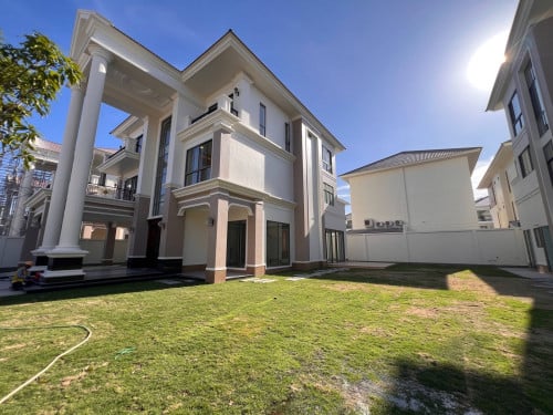 Villa for RENT! • Location: Borey PH Boueng Snor.