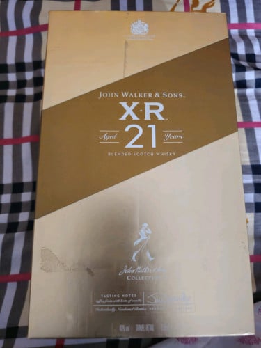 Johnnie Walker XR 21 Years Blended Single Malt Whiskey (Only 1 Left)