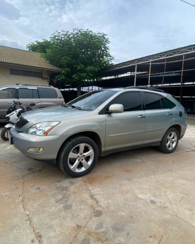 លក់ឡានជិះផ្ទាលទិញពីម្ចាស់ដេីម