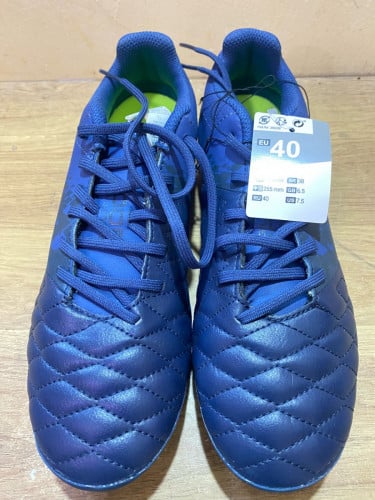 ស្បែកជេីងបាល់ទាត់