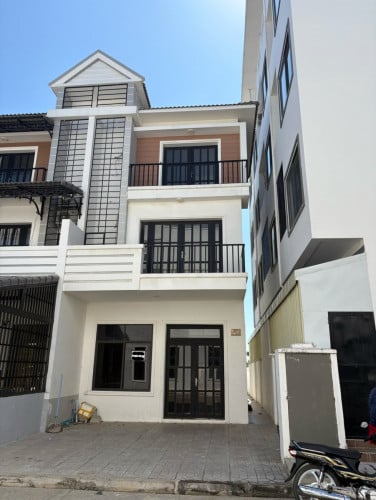 ផ្ទះជួល