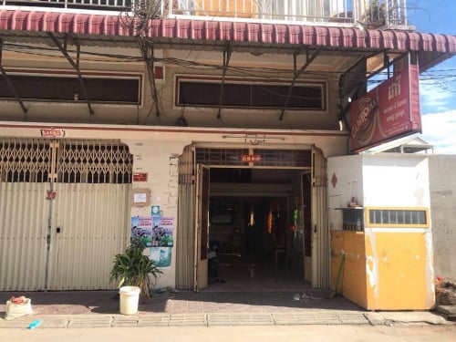 ផ្ទះអាជីវកម្មផ្ទះផ្សារត្រពាំងឈូក អូបែកក្អម