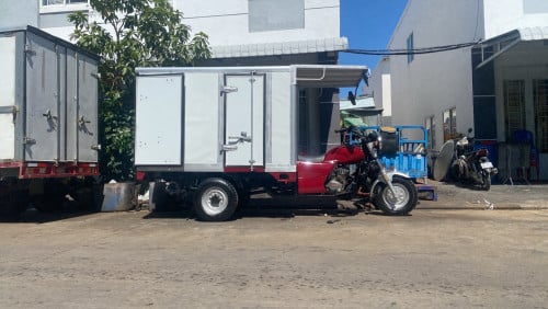 កងបីលក់