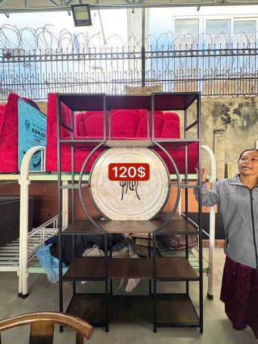 ធ្នេីរតាំង