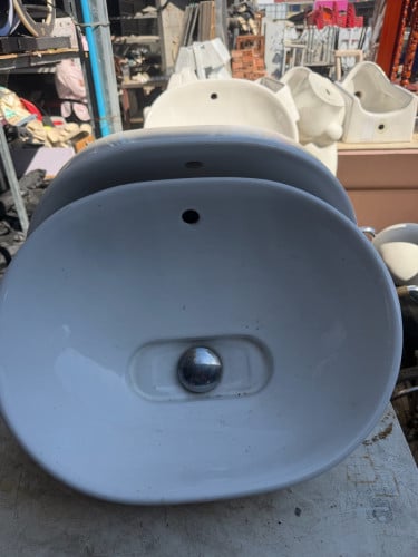 ឡាបូលាងដៃ